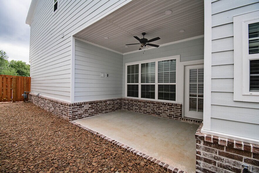 More Photos Of 502-510 W Persimmon St, Rogers Apartments For Sale