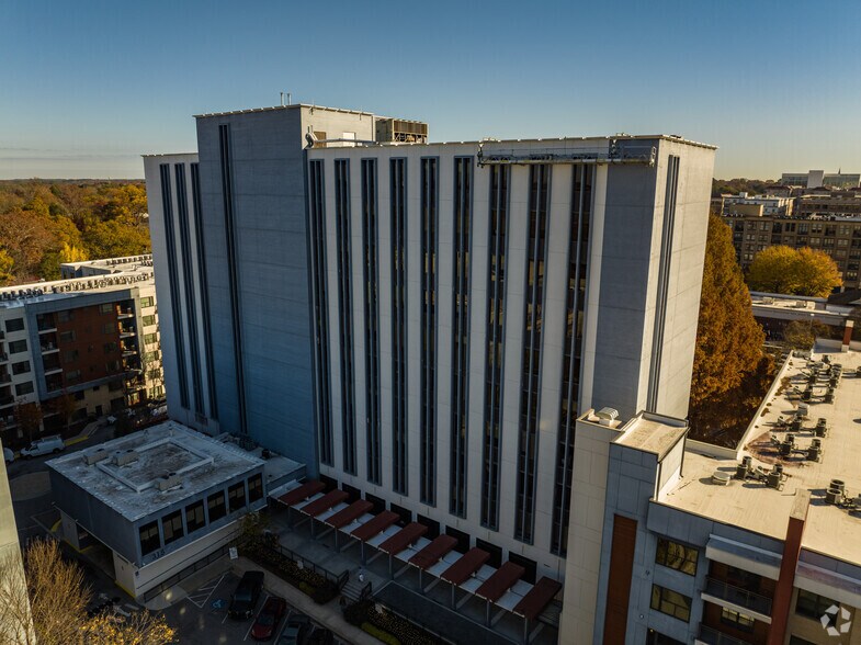 More Photos Of 315 W Ponce de Leon Ave, Decatur Medical For Lease