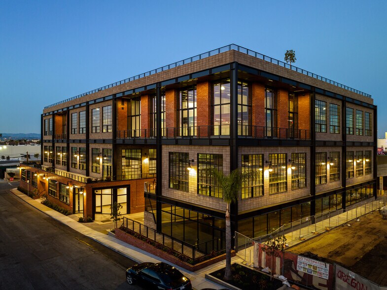 More Photos Of 136-142 Oregon St, El Segundo Research And Development For Lease