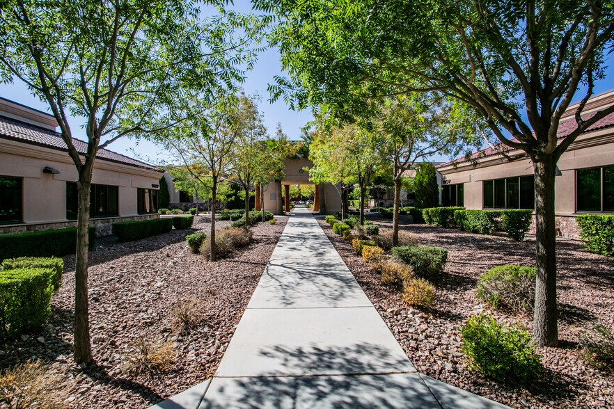 More Photos Of 1587 E Windmill Ln, Las Vegas Office For Sale