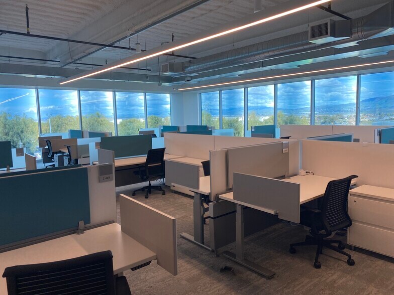 More Photos Of 6280 America Center Dr, San Jose Office Residential For Lease