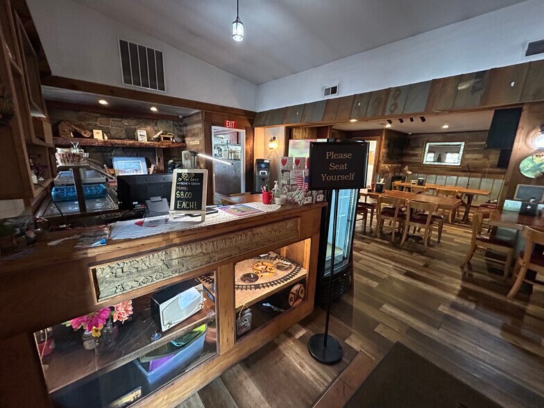 More Photos Of 6460 Banner Elk Hwy, Elk Park Restaurant For Sale