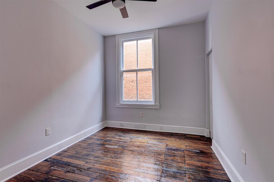 More Photos Of 2116 N Charles St, Baltimore Apartments For Sale