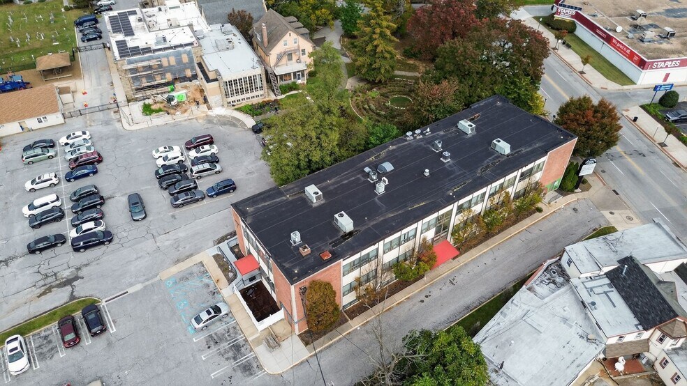 More Photos Of 5820 York Rd, Baltimore Medical For Sale