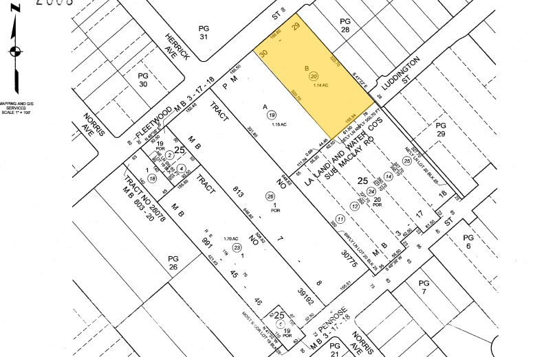 More Photos Of 11070 Fleetwood St, Sun Valley Warehouse For Lease