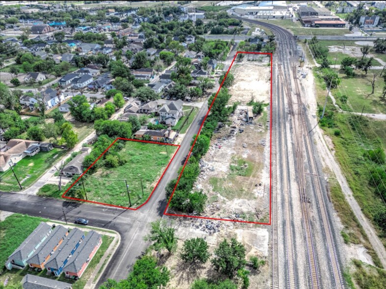 More Photos Of 2023 Semmes St, Houston Land For Sale