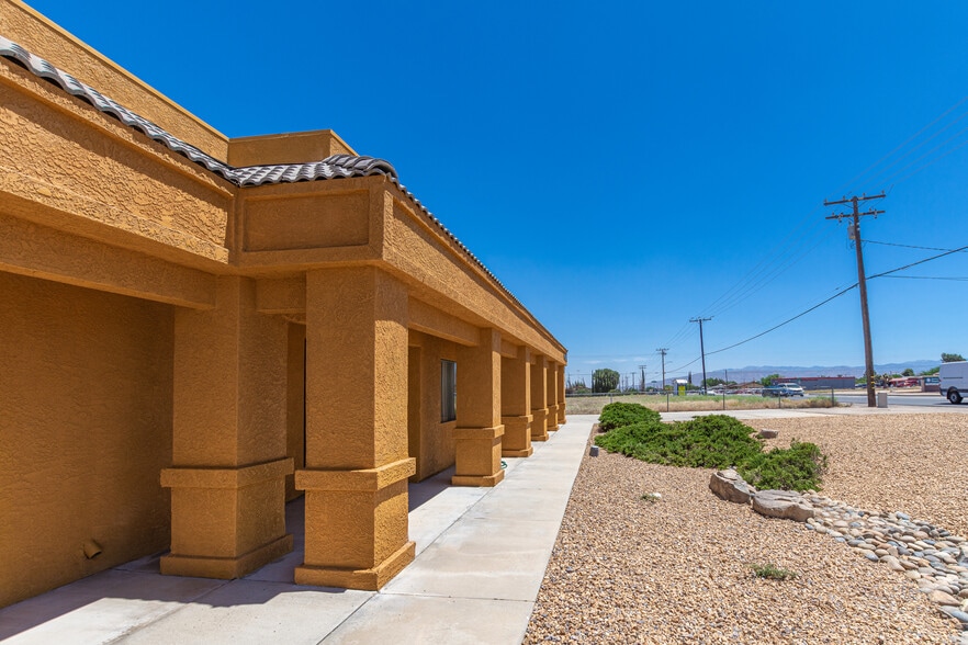 More Photos Of 14628 Main St, Hesperia Medical For Lease