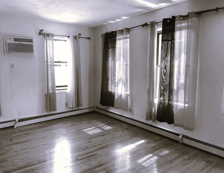 More Photos Of 335-337 Malcolm X Blvd, New York Storefront Retail Residential For Sale
