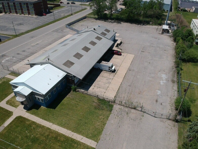 More Photos Of 2655 Buchanan Ave SW, Grand Rapids Truck Terminal For Lease