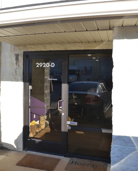 More Photos Of 2920-2926 Byington Solway Rd, Knoxville Warehouse For Lease