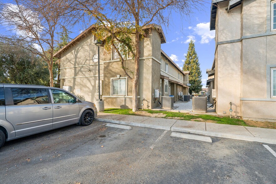 More Photos Of 331 Pacheco Rd, Bakersfield Apartments For Sale