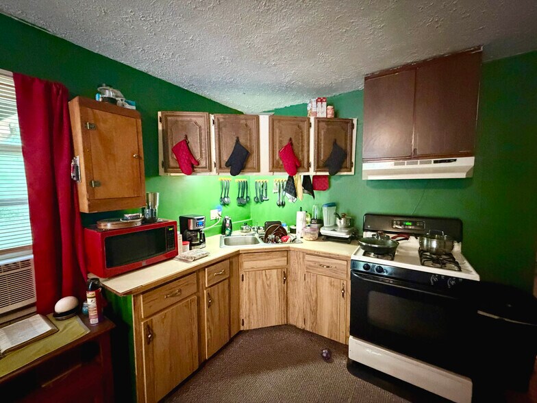 More Photos Of 5122 Main St, Grasonville Apartments For Sale