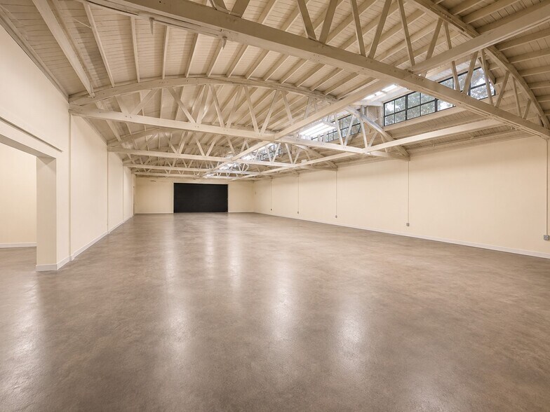 More Photos Of 4008-4014 Jefferson Blvd, Los Angeles Manufacturing For Lease