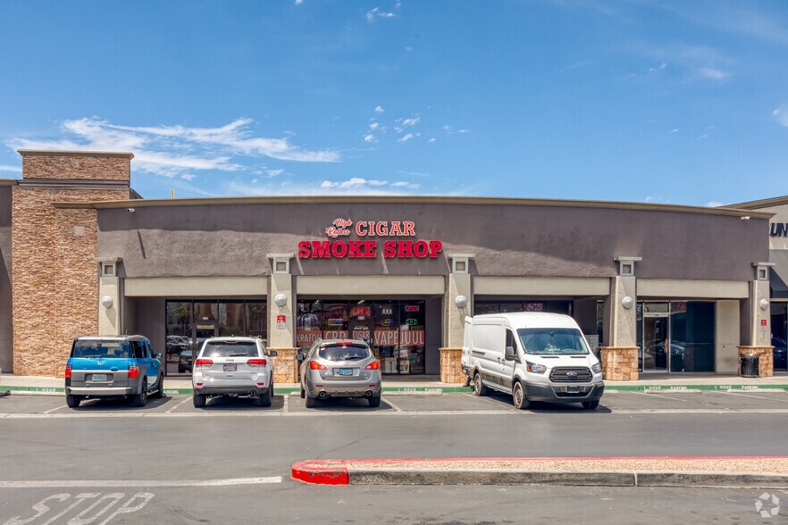 More Photos Of 4480 Paradise Rd, Las Vegas Storefront For Lease