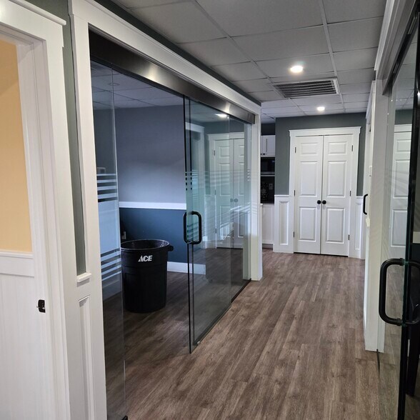 More Photos Of 2005 Deer Park Ave, Deer Park Medical For Lease
