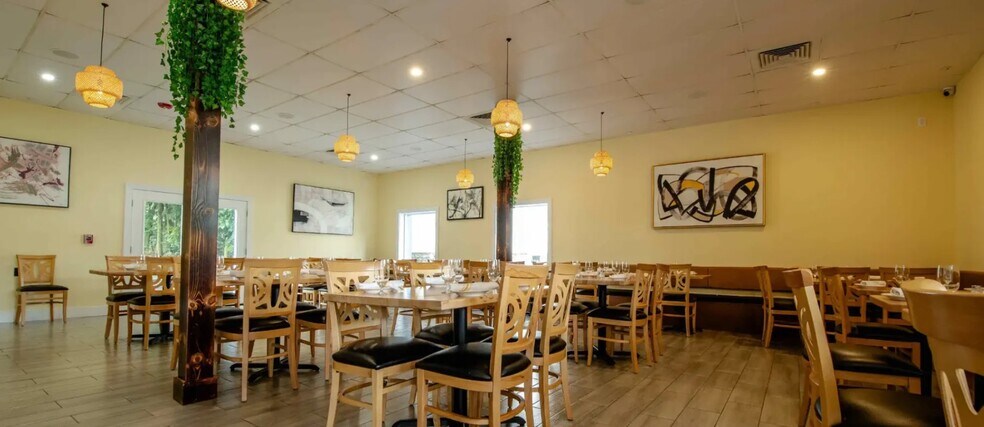 More Photos Of 36 Westport Ave, Norwalk Freestanding For Lease