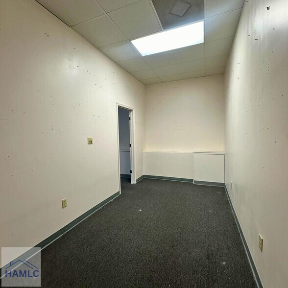 More Photos Of 103 E General Screven Way, Hinesville Unknown For Lease