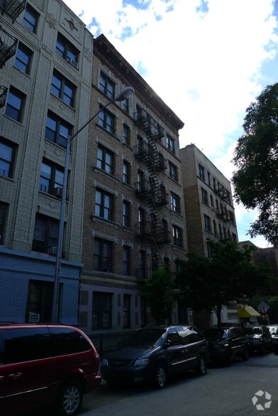 More Photos Of 501 W 167th St, New York Apartments For Lease