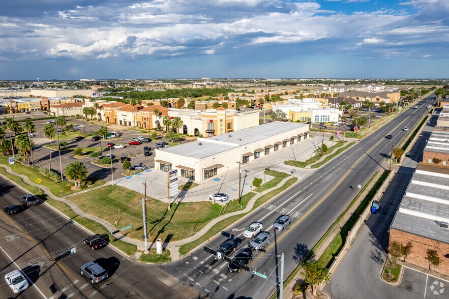 More Photos Of 3200 N McColl Rd, McAllen Storefront Retail Office For Lease