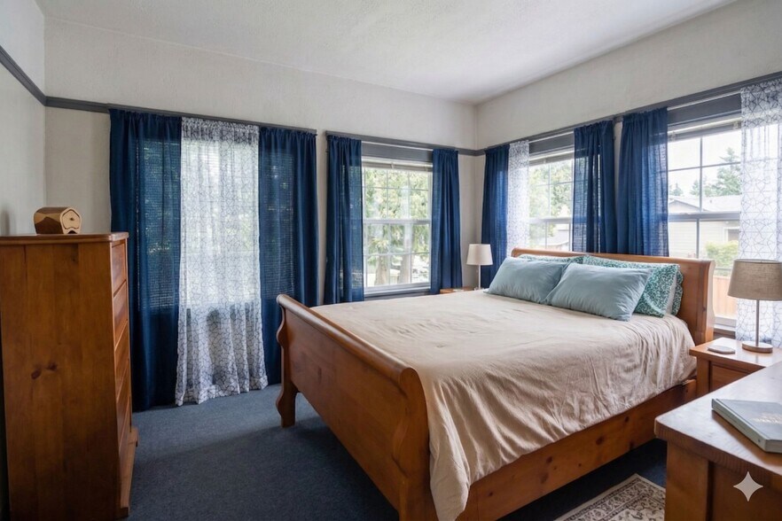 More Photos Of 2822 S La Salle Ave, Los Angeles Apartments For Sale