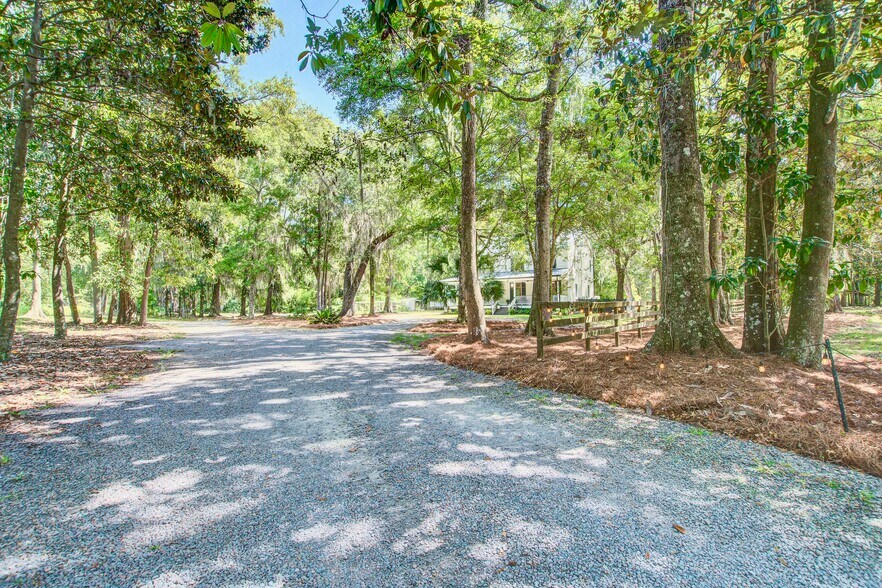 More Photos Of 3002 Edenvale Rd, Johns Island Specialty For Sale