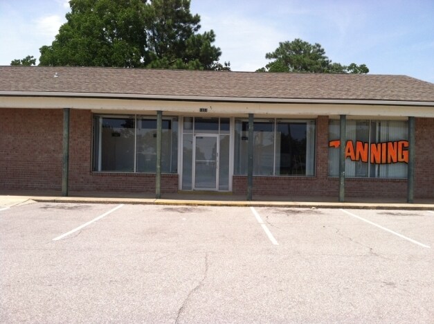 More Photos Of 1652 W Highway 98, Mary Esther Freestanding For Sale