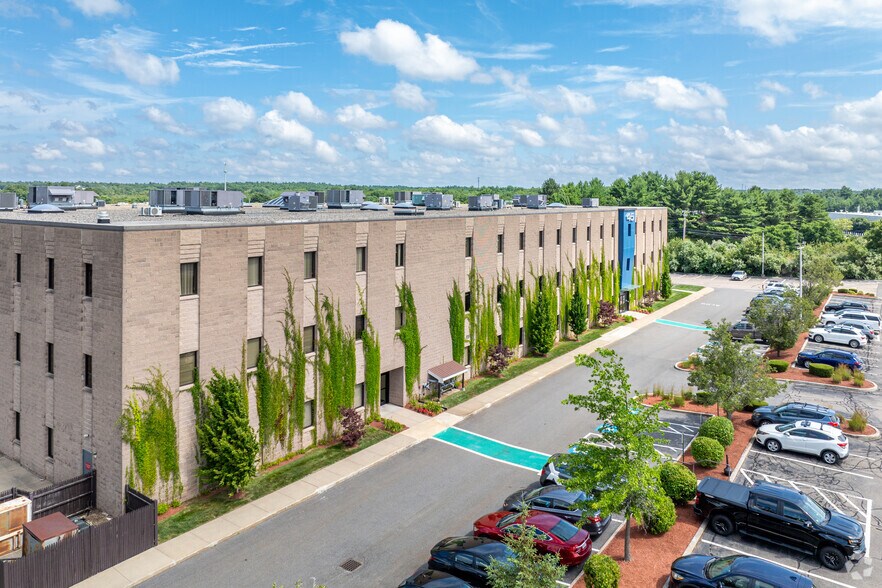 More Photos Of 15-45 Dan Rd, Canton Office For Lease