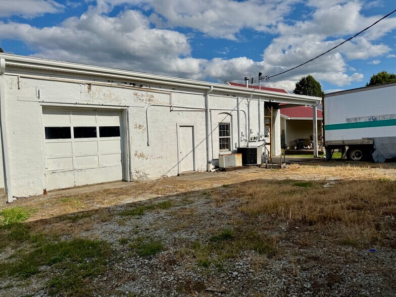 More Photos Of 305 Main St, Shirley Storefront For Sale