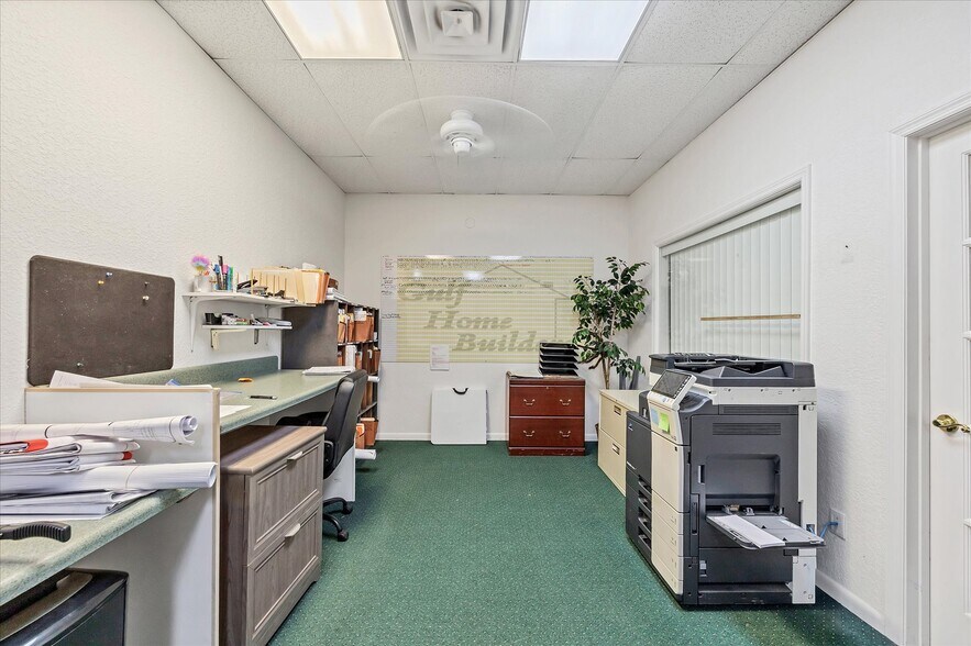 More Photos Of 1578 El Jobean Rd, Port Charlotte Office For Lease