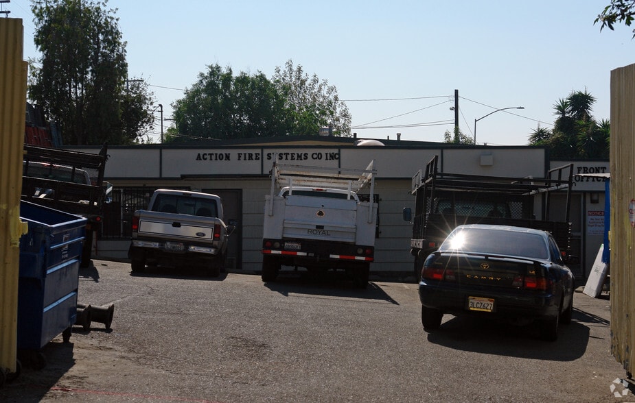 More Photos Of 9185 Harness St, Spring Valley Manufacturing For Sale