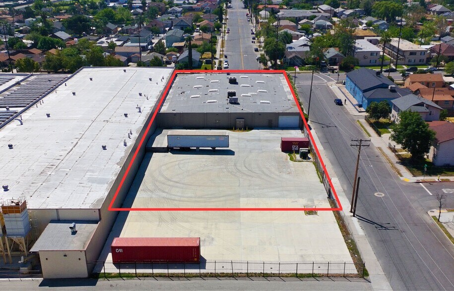 More Photos Of 1096 W Rialto Ave, San Bernardino Warehouse For Lease