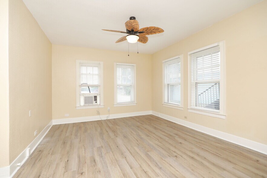 More Photos Of 717 Broadway St, Galveston Apartments For Sale