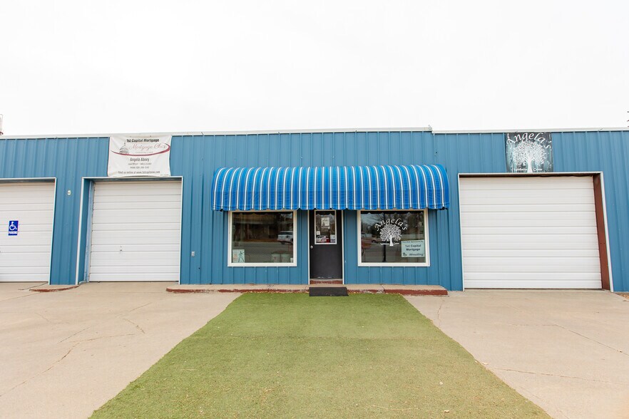 More Photos Of 309 Morton St, Elkhart Industrial For Sale