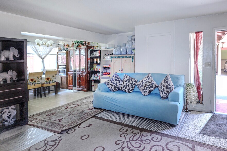 More Photos Of , Redwood City Multifamily For Sale