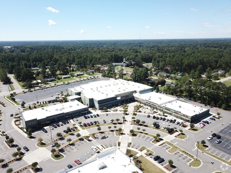 More Photos Of 1916 Skibo Rd, Fayetteville Unknown For Lease