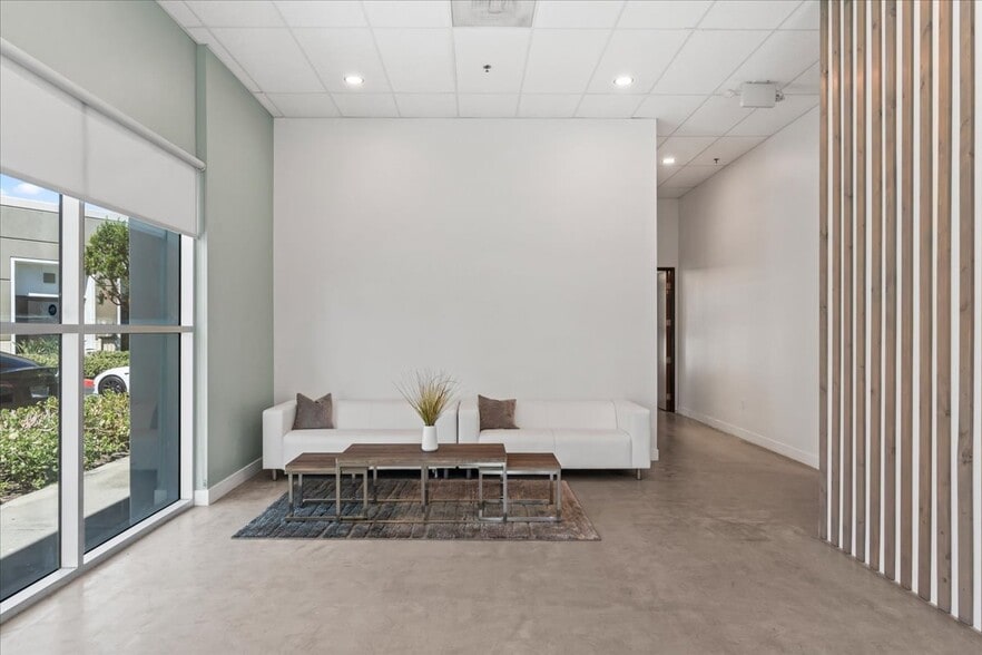 More Photos Of 15210 Central Ave, Chino Loft Creative Space For Sale