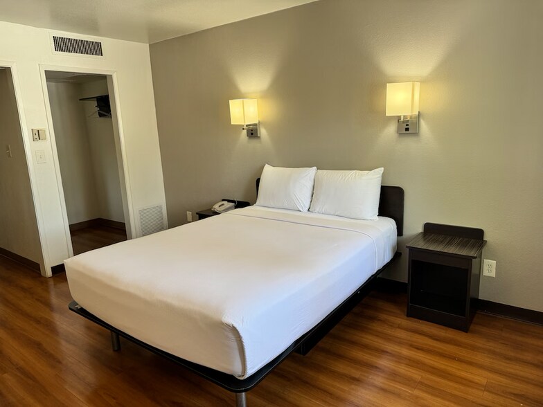 More Photos Of 2470 S Garey Ave, Pomona Hotel For Sale