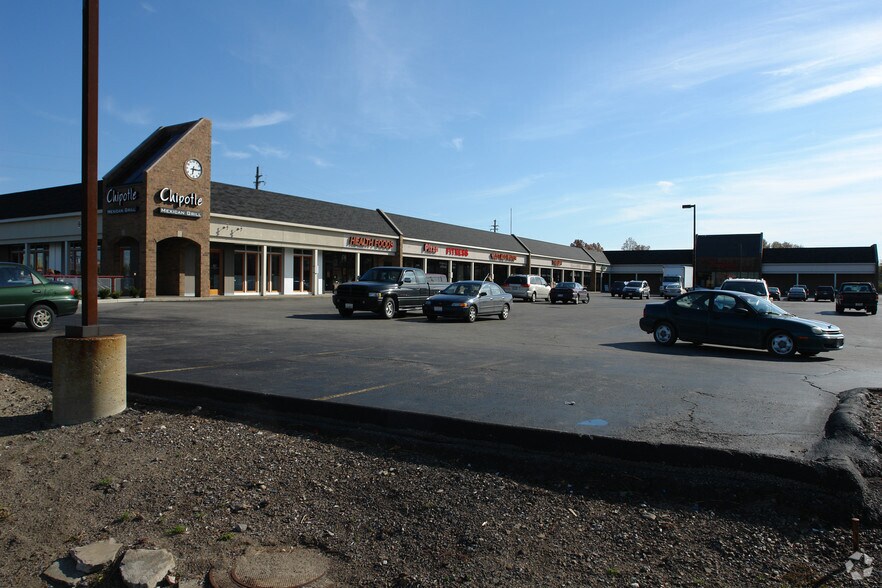 More Photos Of 36200 Euclid Ave, Willoughby Unknown For Lease