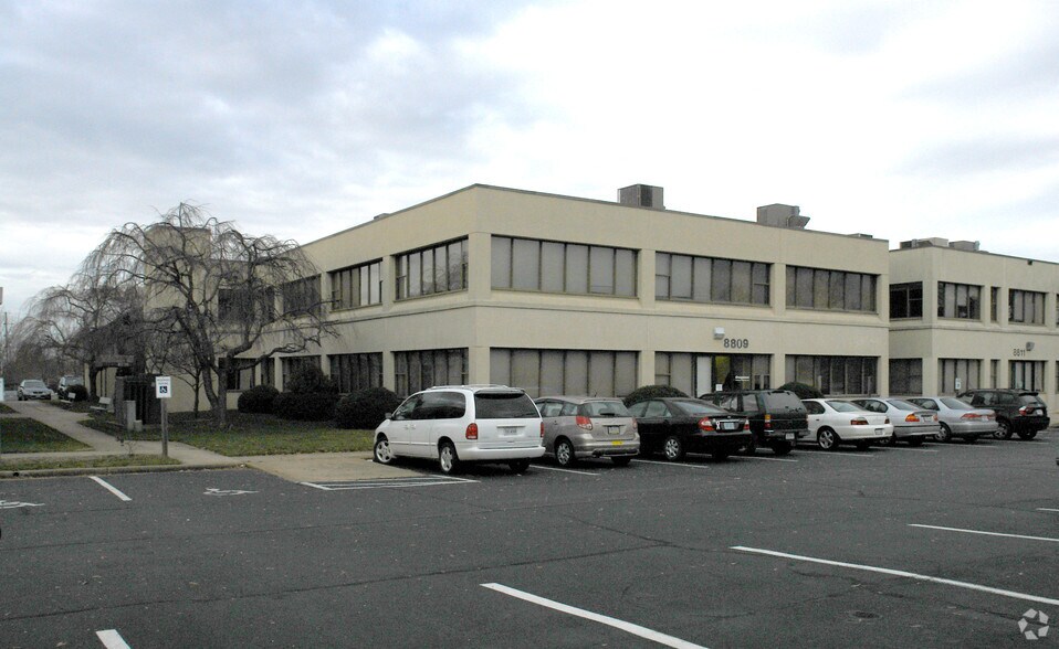 More Photos Of 8809 Sudley Rd, Manassas Office For Lease