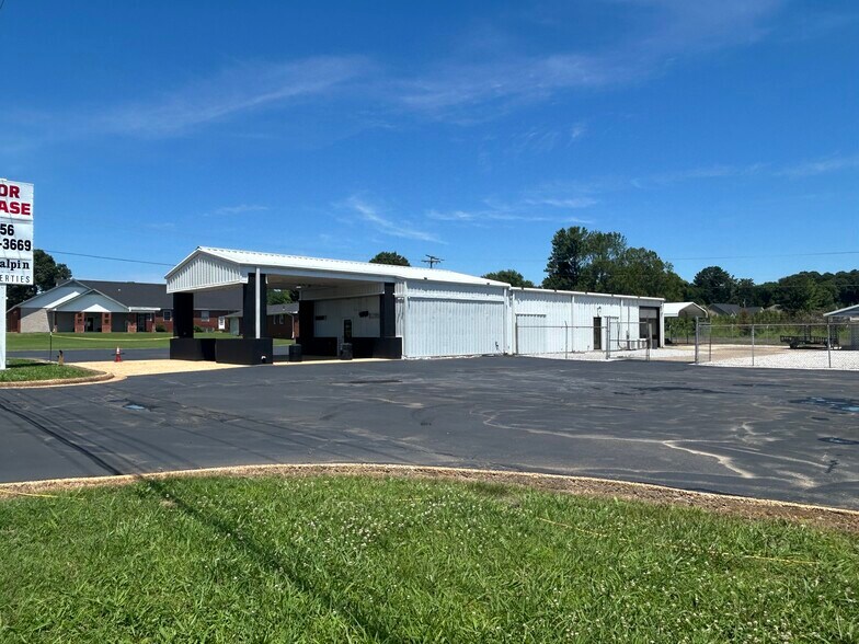 More Photos Of 5939 US-72 Hwy, Killen Freestanding For Lease