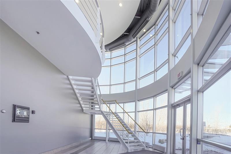 More Photos Of 7150 Rue Albert-Einstein, Montréal Office Residential For Lease