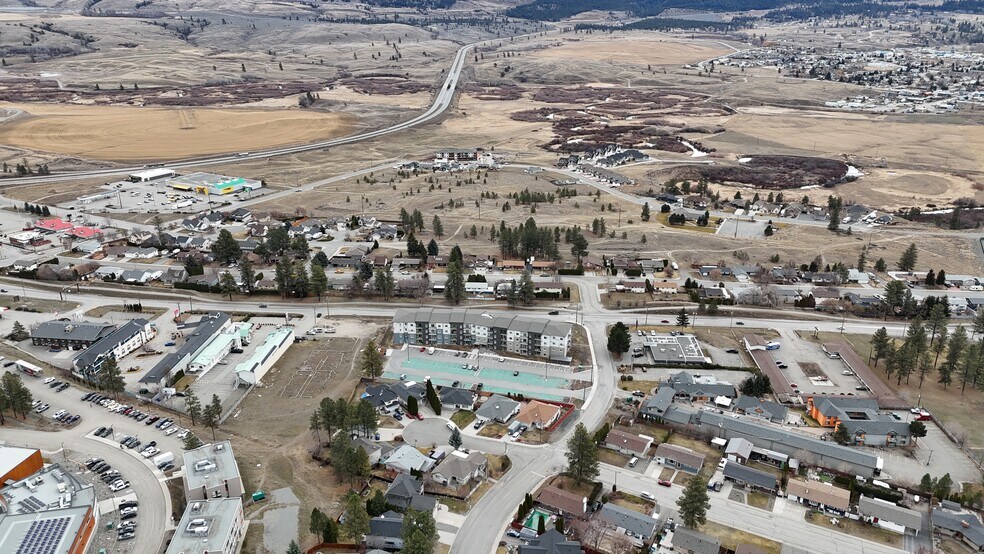 More Photos Of 4010 Walters St, Merritt Apartments For Sale