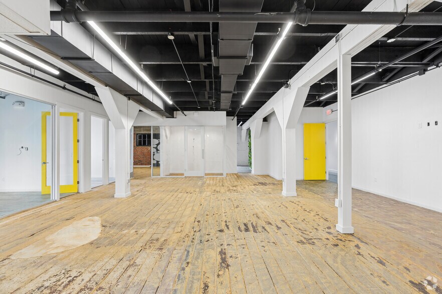 More Photos Of 2315 Commerce St, Houston Unknown For Lease