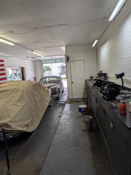 More Photos Of 67 Brenner Ave, Dayton Warehouse For Sale