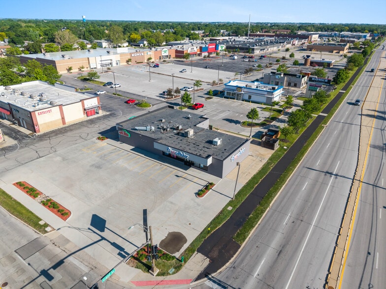 More Photos Of 705-711 24th St, Ames General Retail For Lease