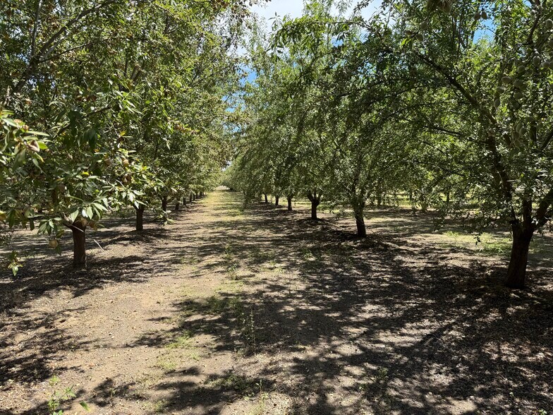 More Photos Of Yosemite Blvd @ Fairland Ave, Modesto Land For Sale