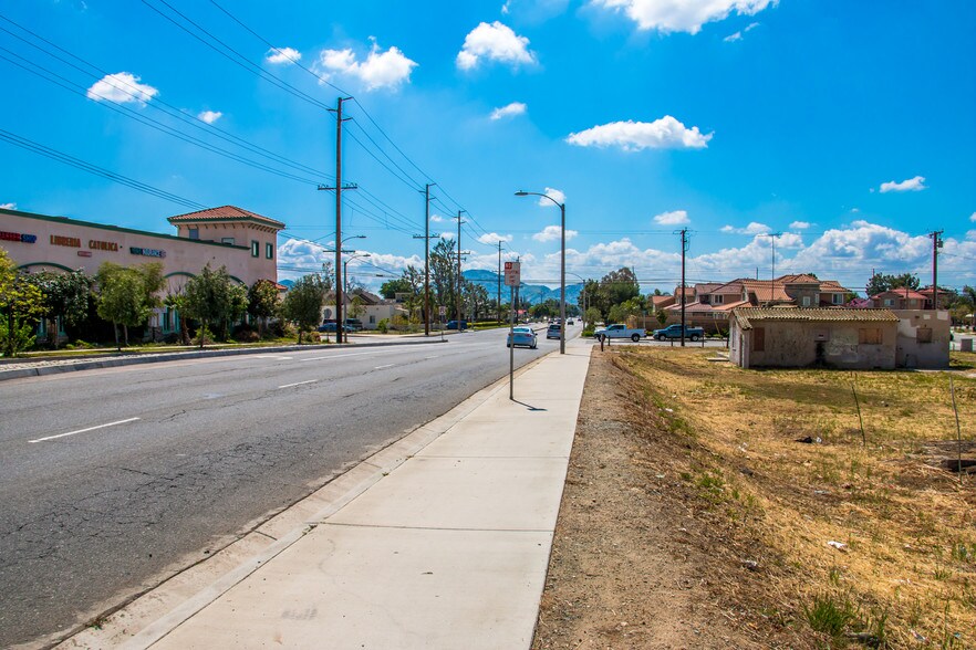 More Photos Of 8788 Citrus Ave, Fontana Land For Lease