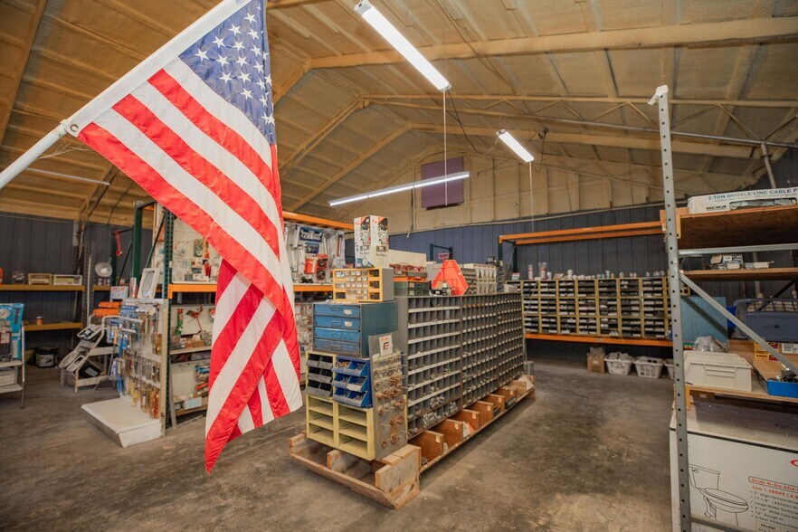 More Photos Of 9705 SE 1300th Rd, Humansville Industrial For Sale