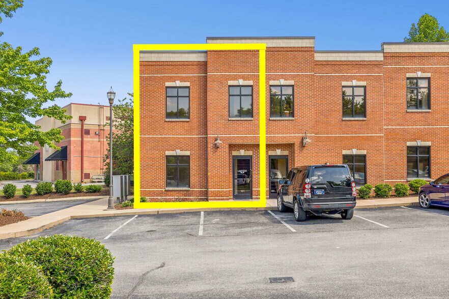 Primary Photo Of 106 Mission Ct, Franklin Office For Lease