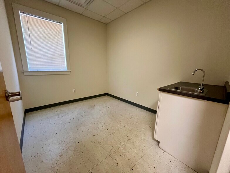 More Photos Of 1268 Westminster St, Providence Storefront Retail Residential For Sale
